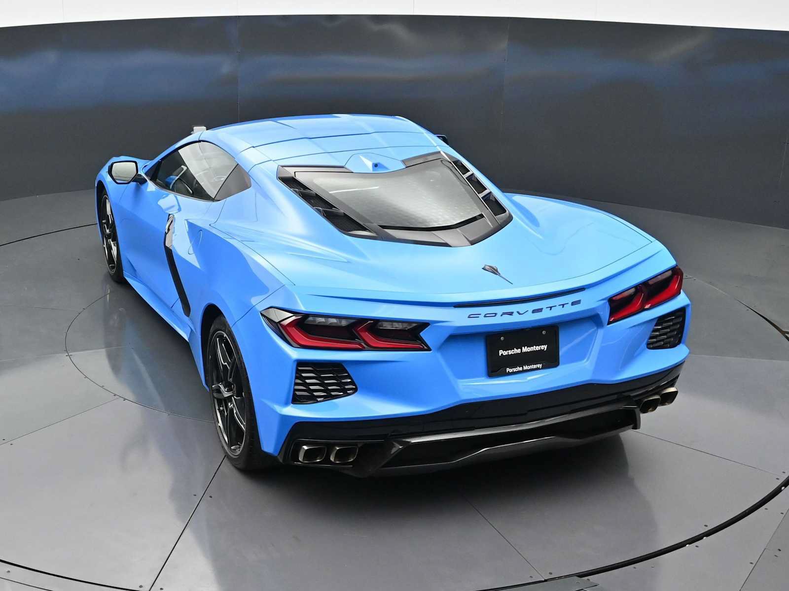 Used 2021 Chevrolet Corvette Stingray Preferred Cpe w/ Engine Appearance Package RWD image 30