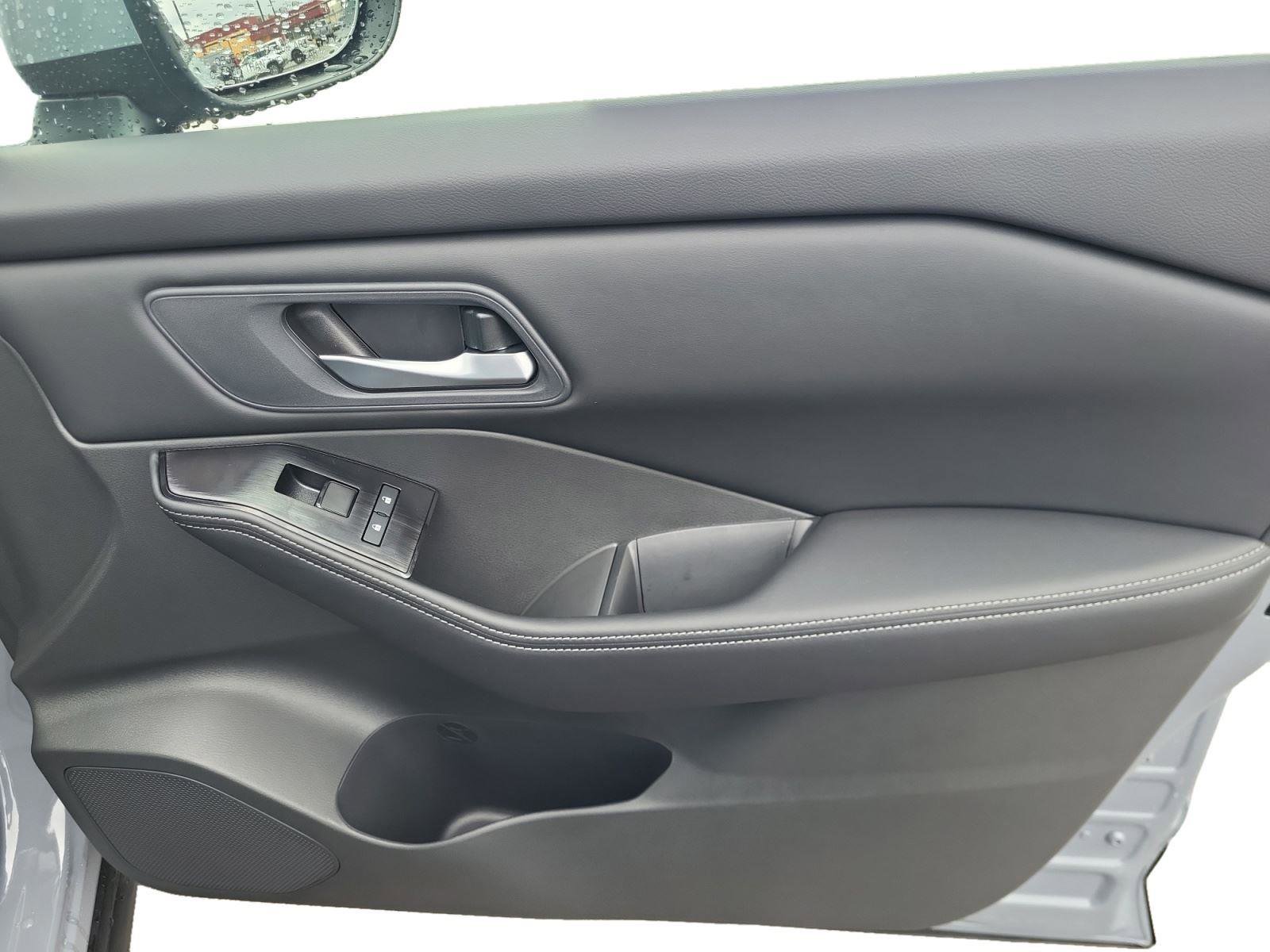 New 2026 Nissan Rogue SV w/ Cold Weather Package image 26