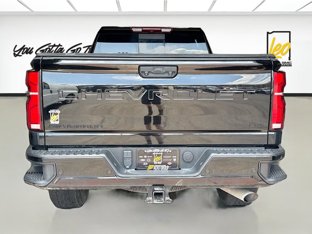 Used 2024 Chevrolet Silverado 3500 LTZ w/ LTZ Plus Package AWD/4WD image 6