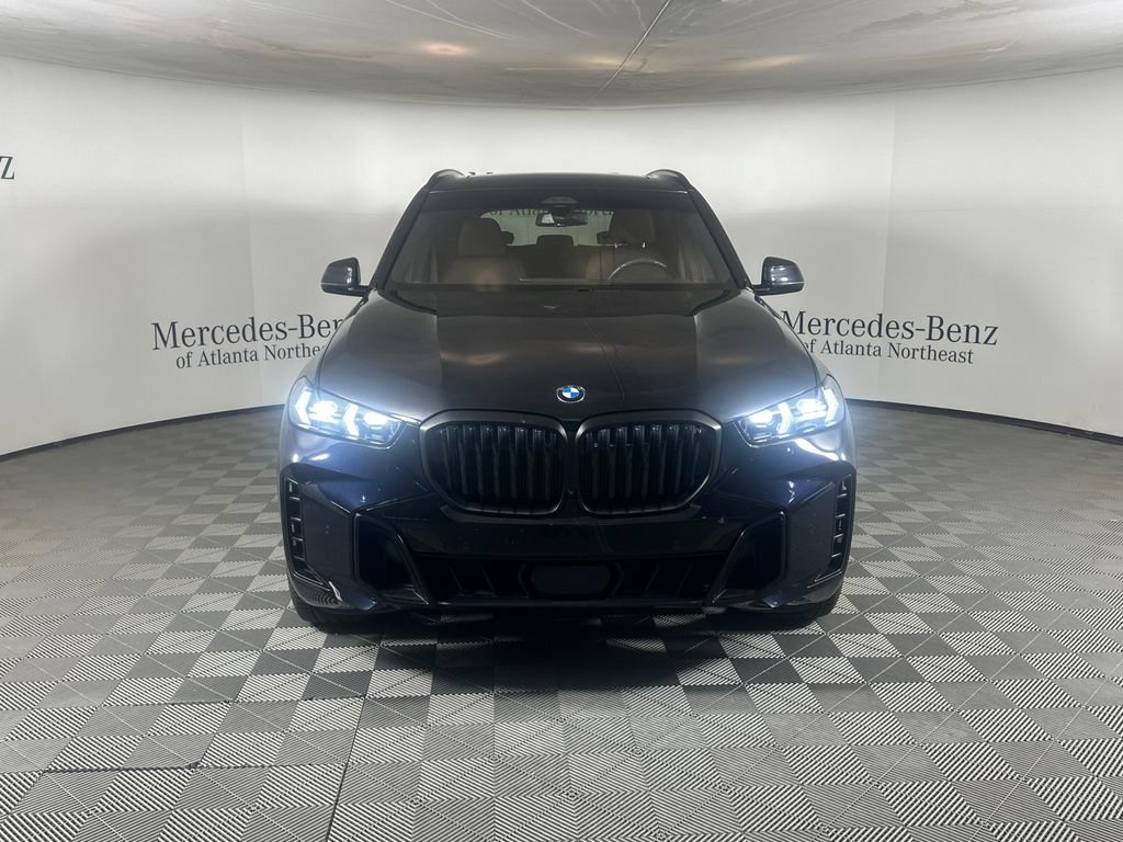 Used 2024 BMW X5 xDrive40i w/ Executive Package AWD/4WD image 2