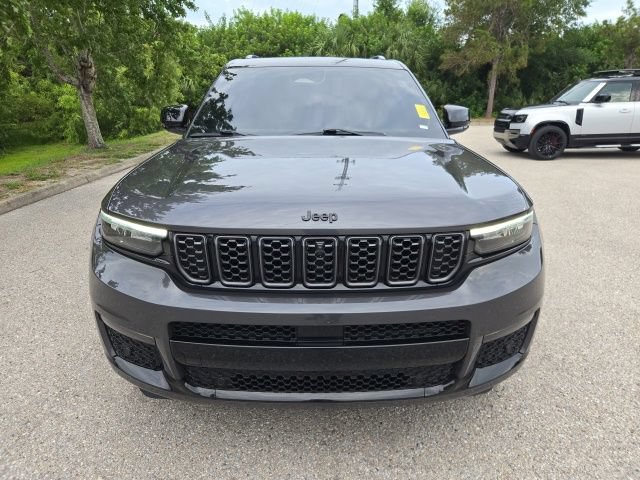 Used 2024 Jeep Grand Cherokee L Summit w/ High Altitude Package AWD/4WD image 8