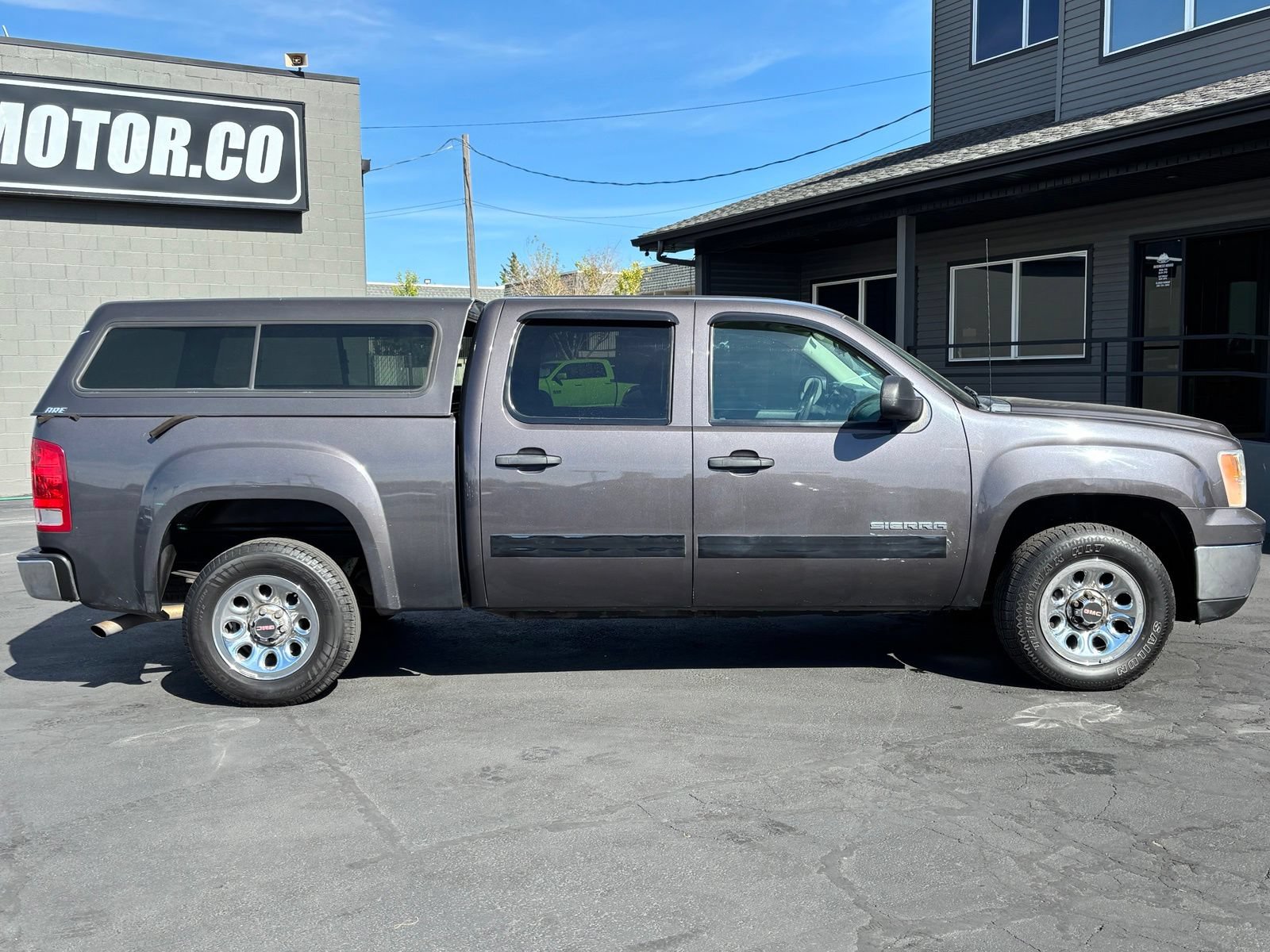 Used 2010 GMC Sierra 1500 SL RWD image 5