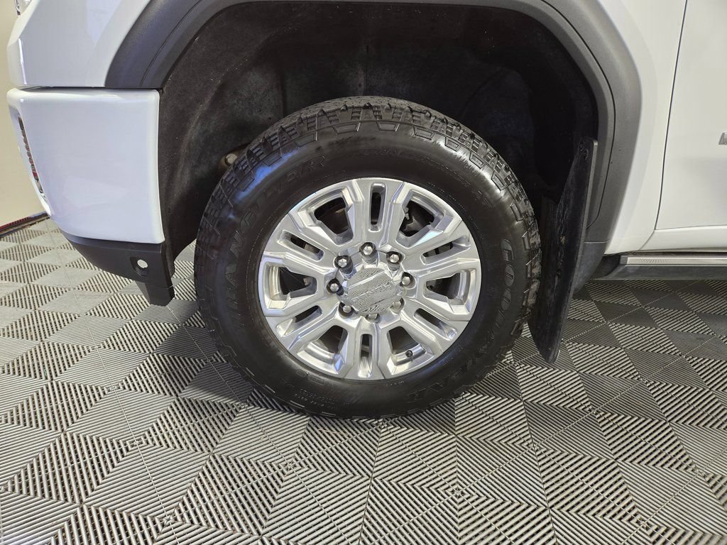 Used 2022 GMC Sierra 2500 Denali AWD/4WD image 9
