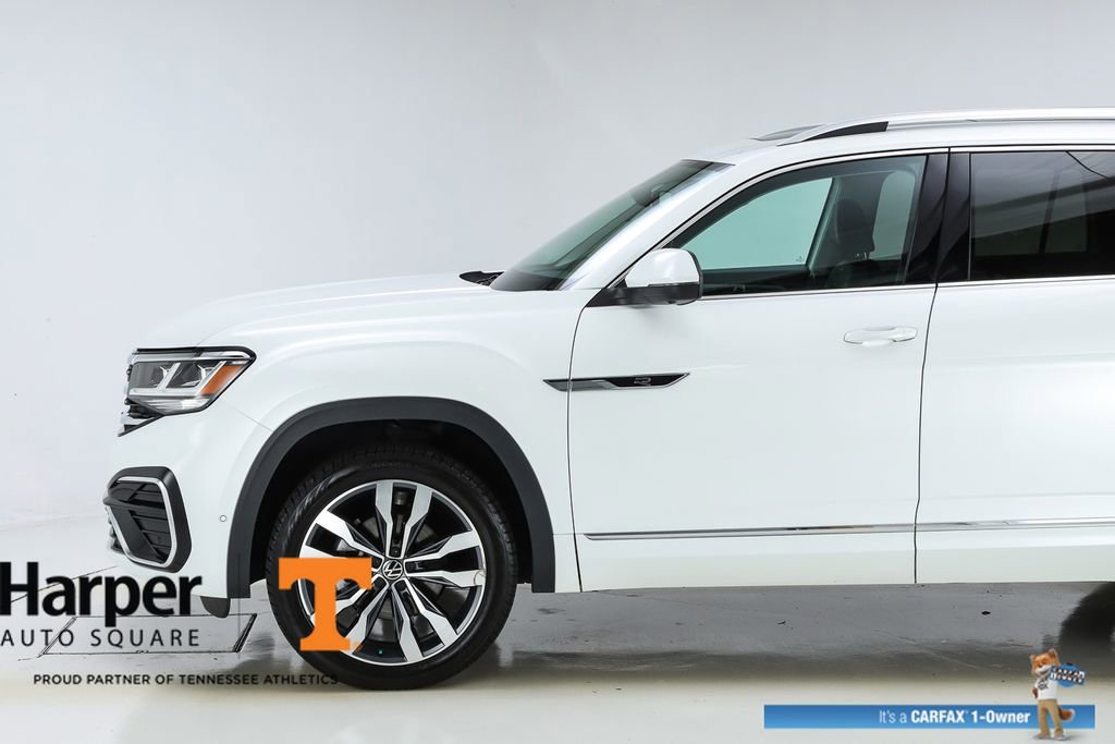 Used 2023 Volkswagen Atlas SEL Premium AWD/4WD image 3