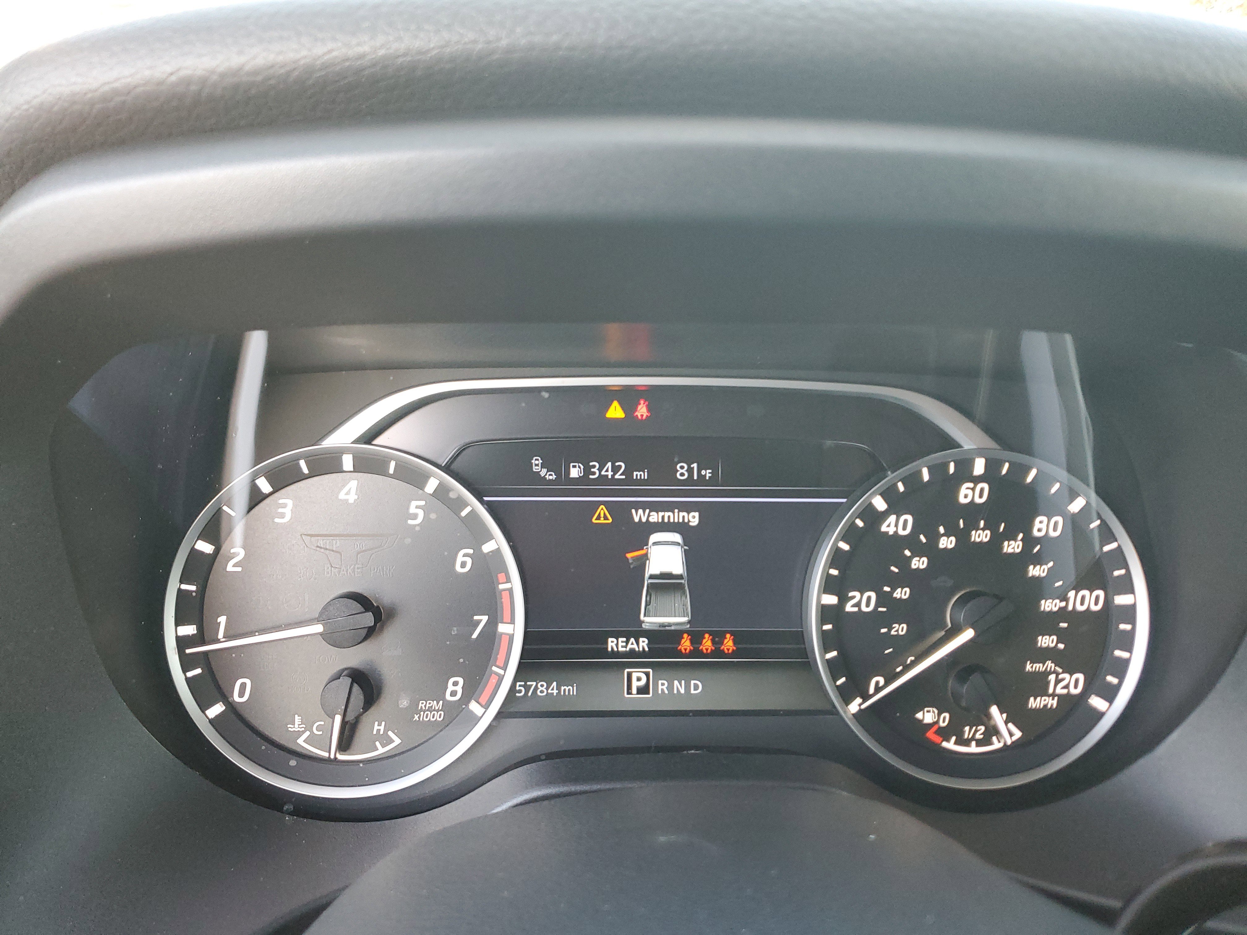 Certified 2024 Nissan Titan SV w/ SV Convenience Package image 31