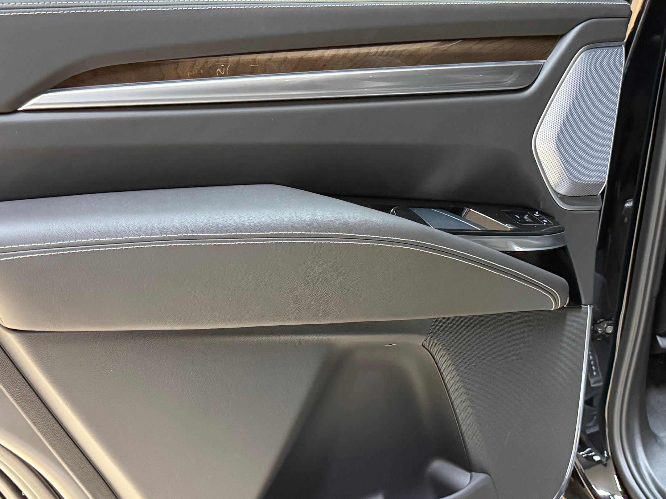 New 2026 Cadillac Escalade Platinum Sport AWD/4WD image 47