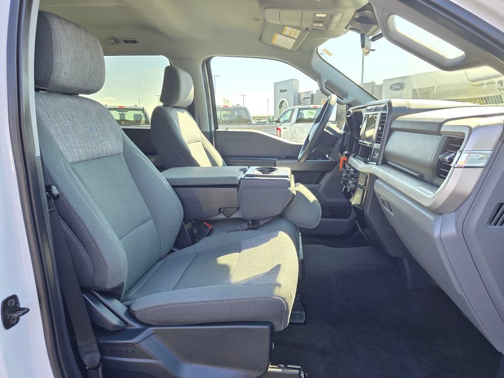 Used 2025 Ford F250 XLT w/ FX4 Off-Road Package AWD/4WD image 14
