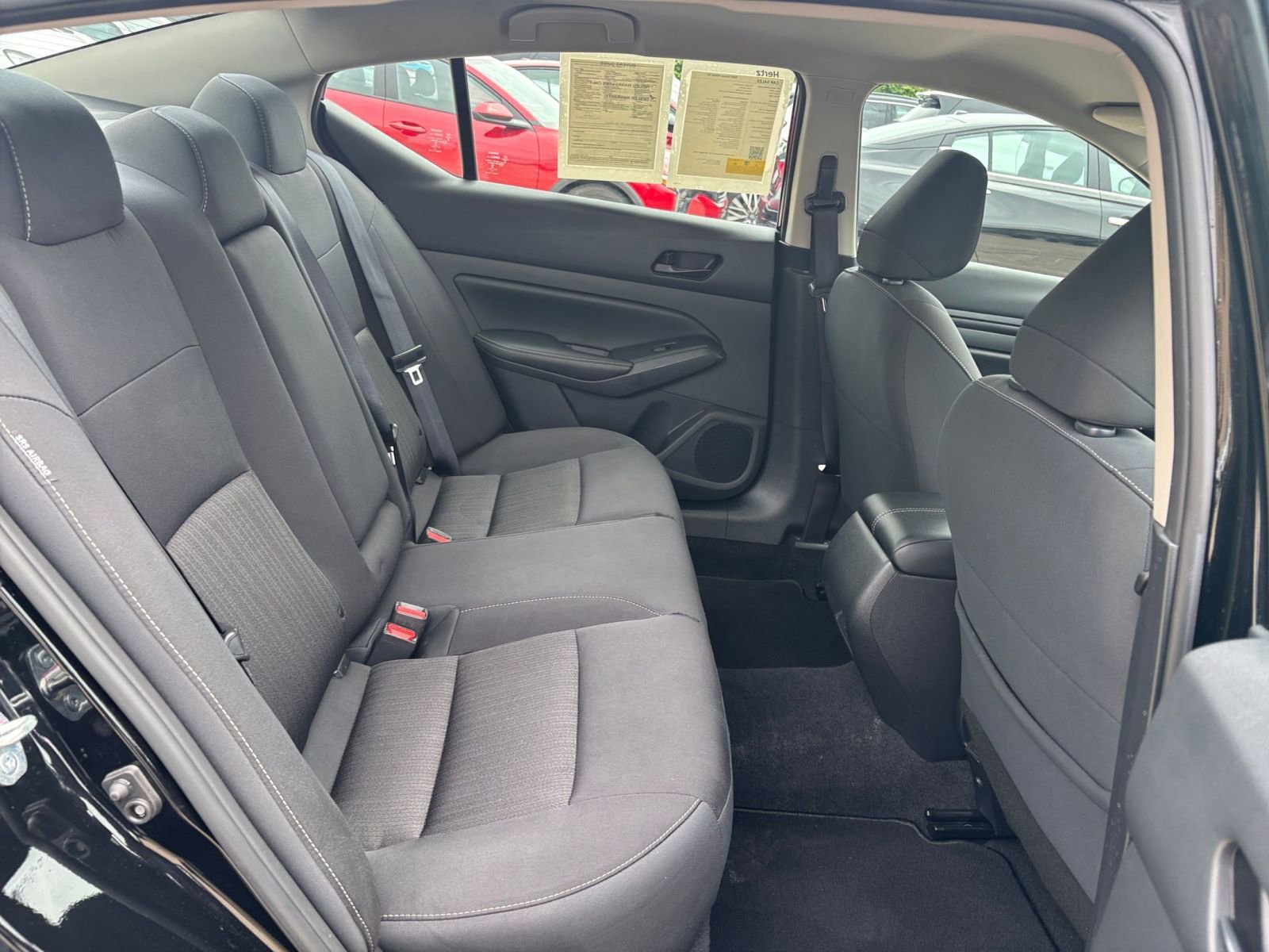 Used 2025 Nissan Altima 2.5 SV FWD image 25