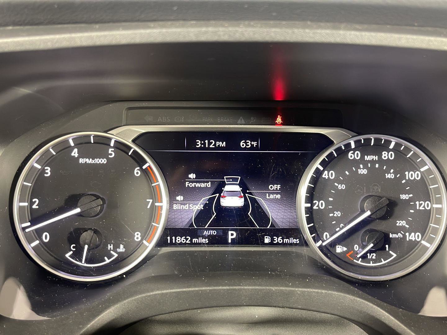 Used 2025 Nissan Rogue SV image 15