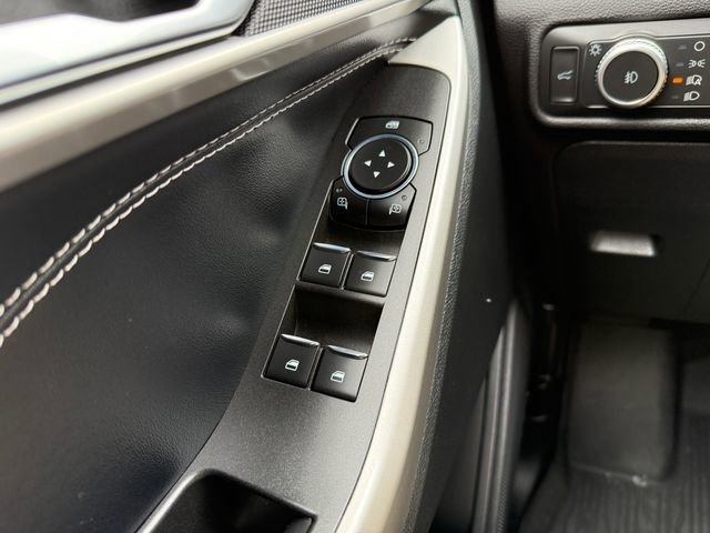 Used 2022 Ford Explorer XLT w/ Equipment Group 202A image 20