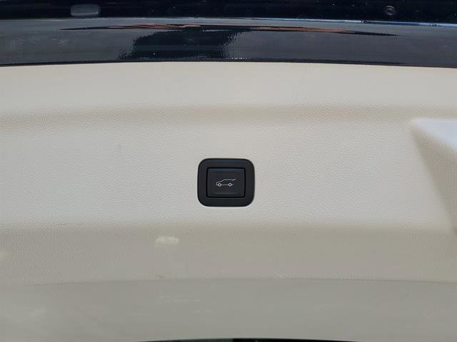 Certified 2023 Cadillac Escalade ESV Sport Platinum image 32