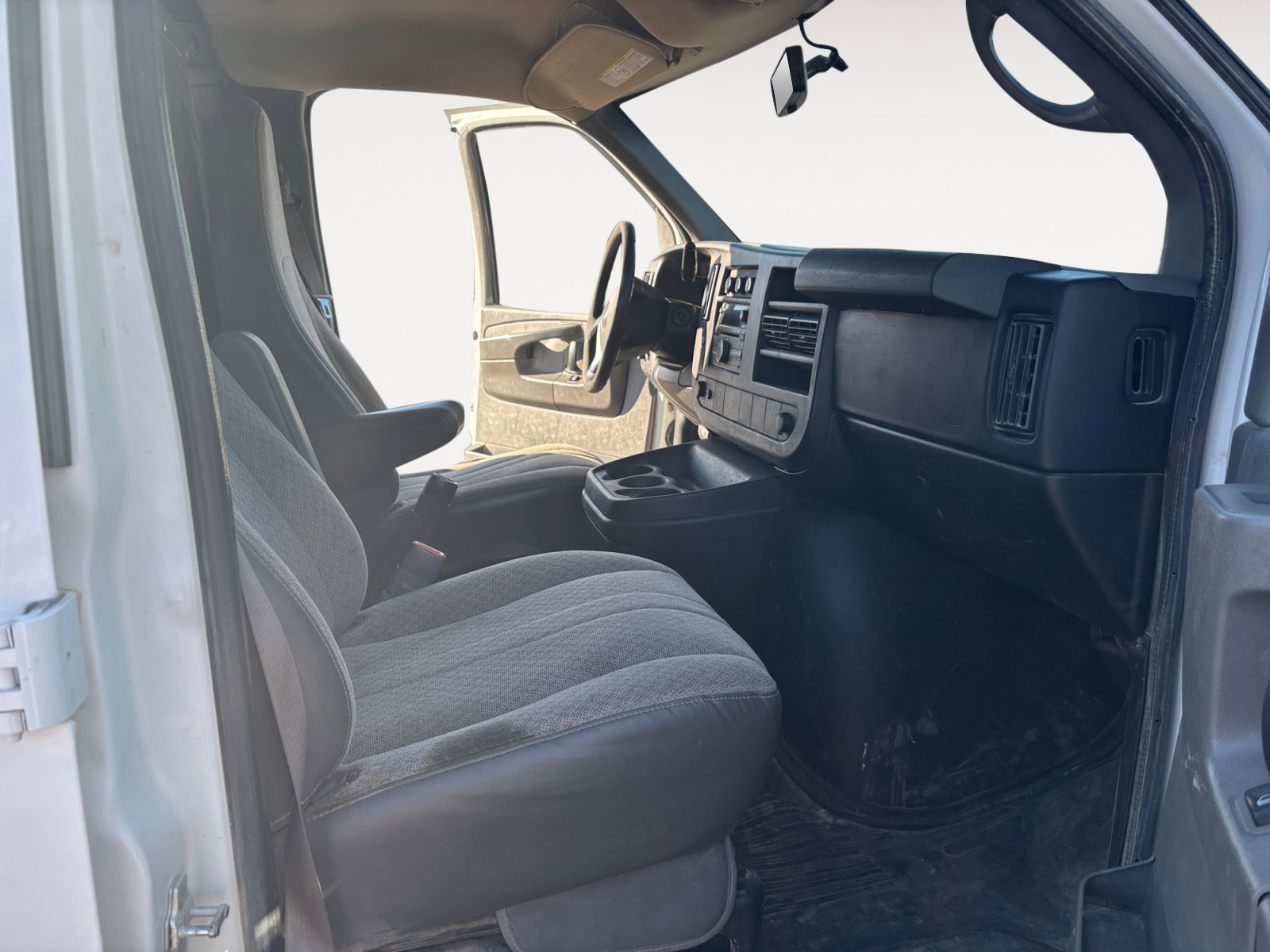 Used 2013 GMC Savana 3500 w/ Power Package image 15