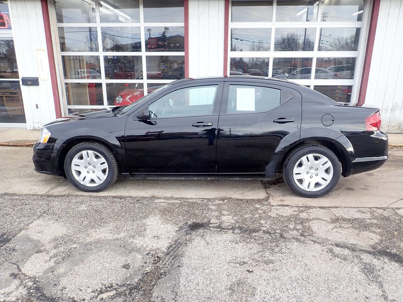 Used 2013 Dodge Avenger SE FWD image 15