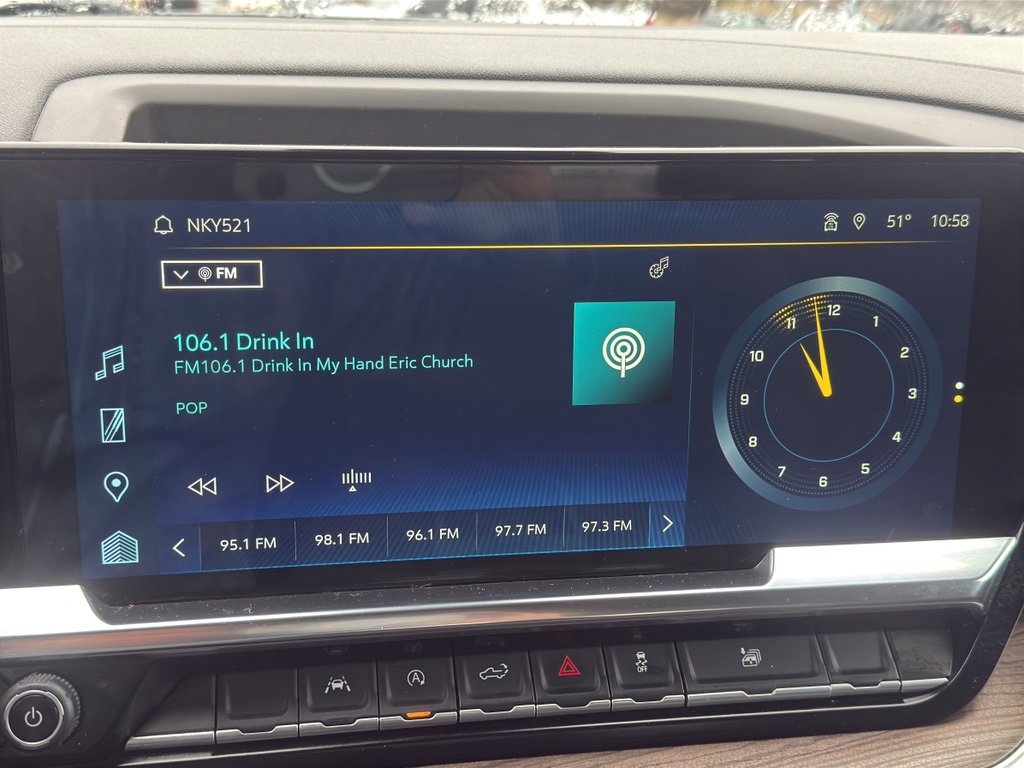 Used 2025 Chevrolet Silverado 1500 LT image 32