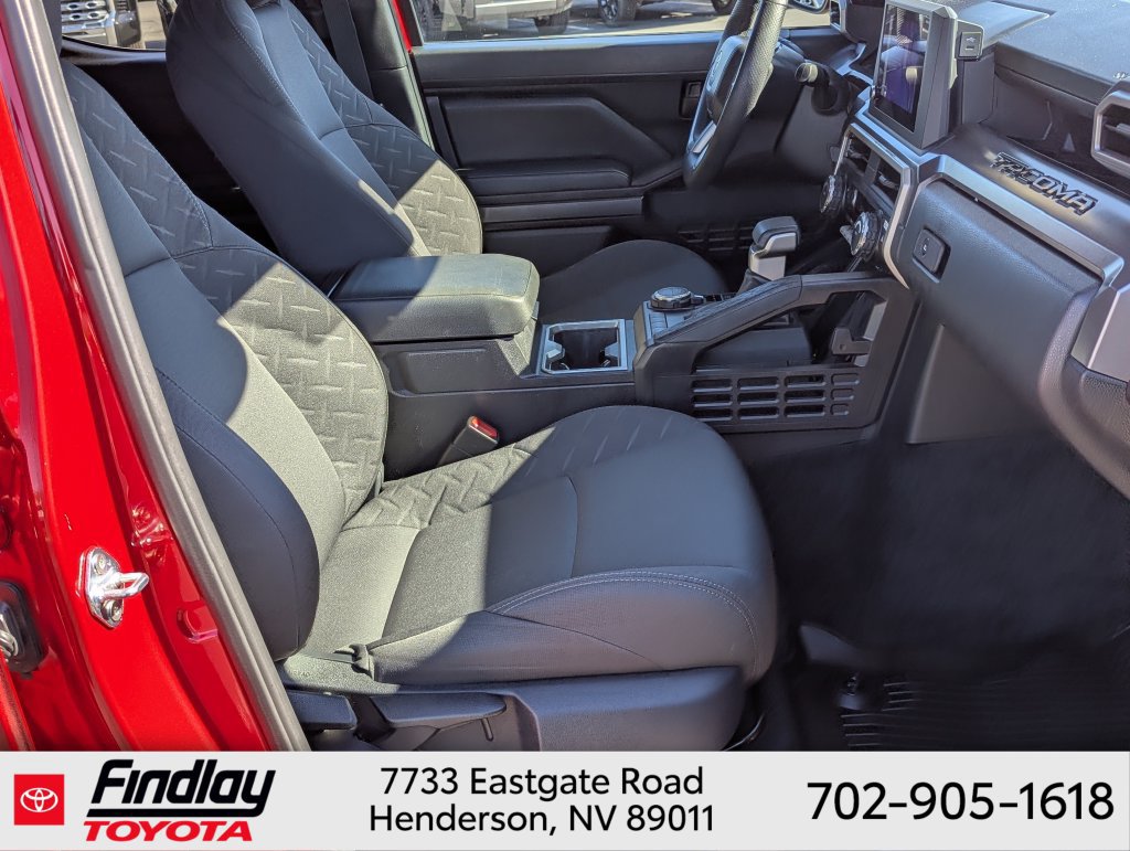 Certified 2025 Toyota Tacoma SR5 AWD/4WD image 15