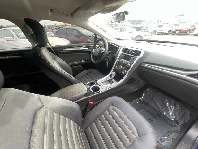 Used 2013 Ford Fusion SE FWD image 14