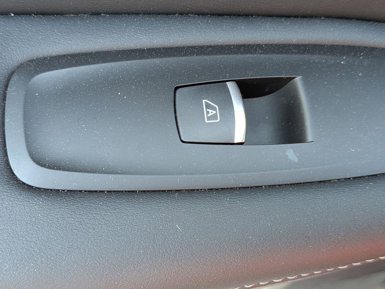 Used 2025 INFINITI QX50 Sport AWD/4WD image 32
