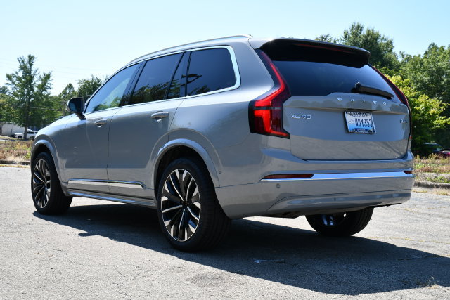 New 2026 Volvo XC90 B6 Plus w/ Protection Package Premier AWD/4WD image 5