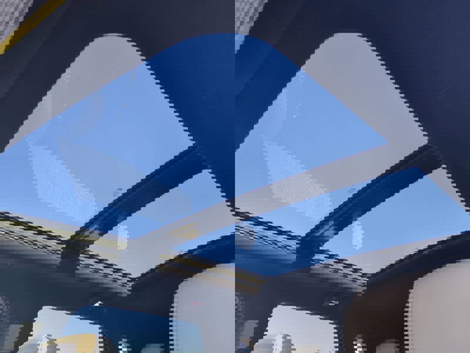 Used 2017 Cadillac XT5 Luxury w/ Driver Awareness Package image 18