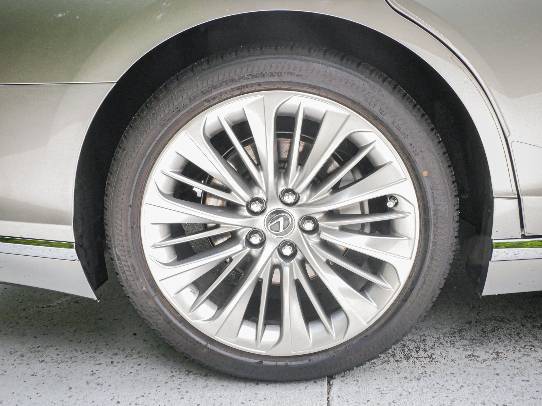 Used 2021 Lexus LS 500 w/ Interior Upgrade Package RWD image 13