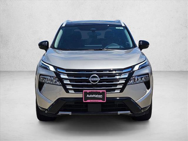 Used 2026 Nissan Rogue Platinum w/ Platinum Premium Package AWD/4WD image 2