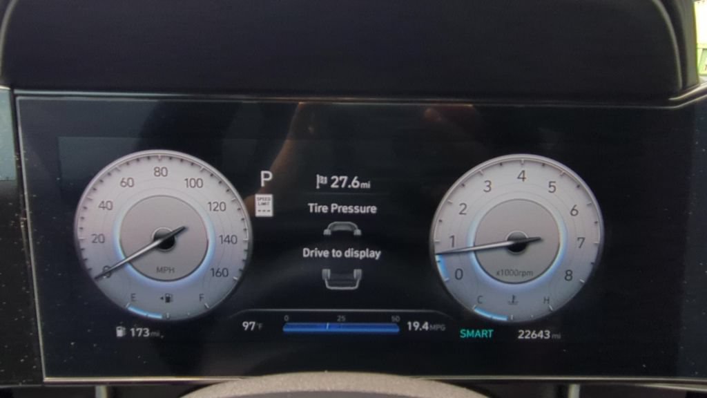 Used 2021 Hyundai Elantra SEL FWD image 23