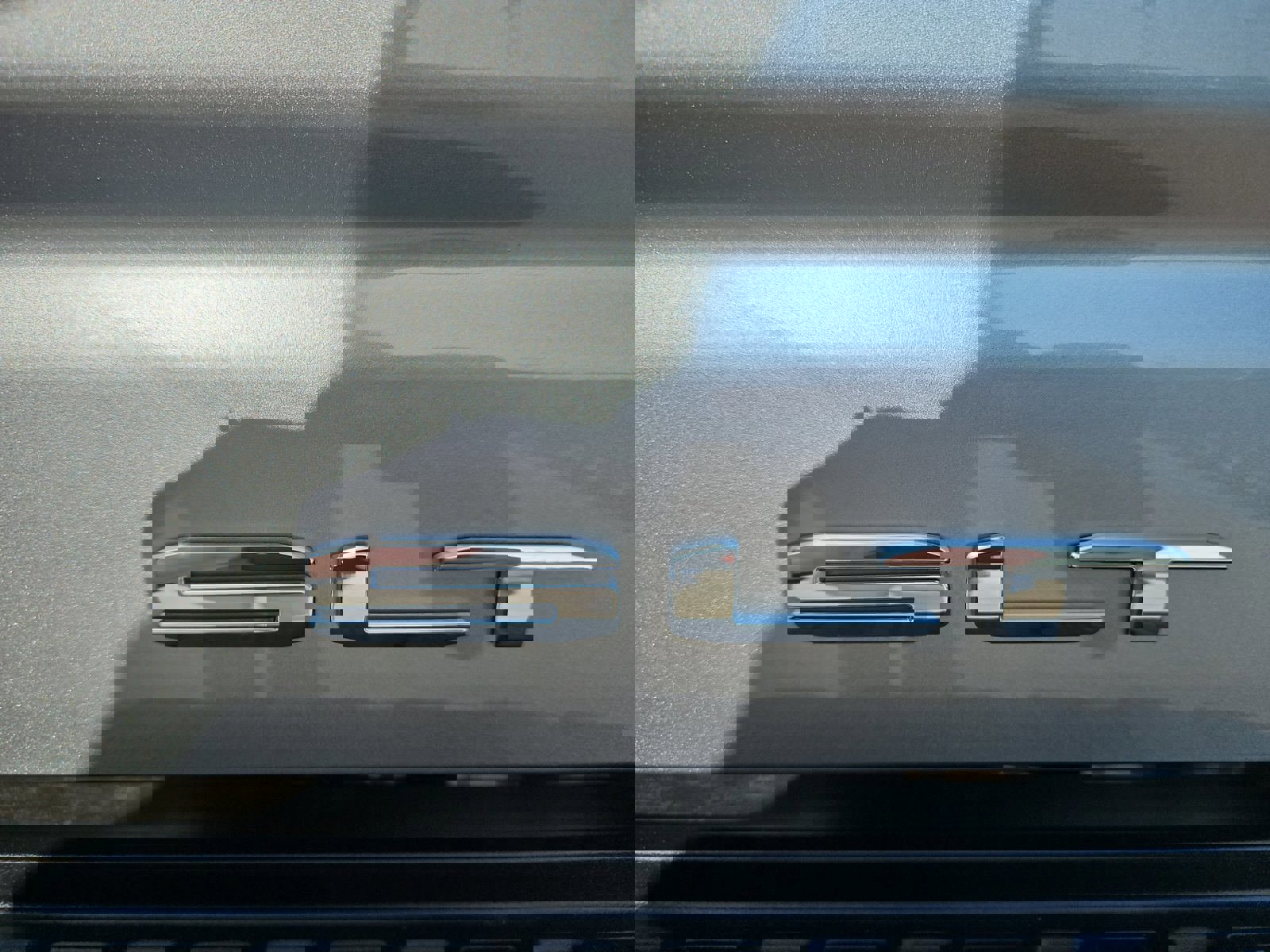 New 2025 GMC Sierra 2500 SLT w/ SLT Premium Package image 23