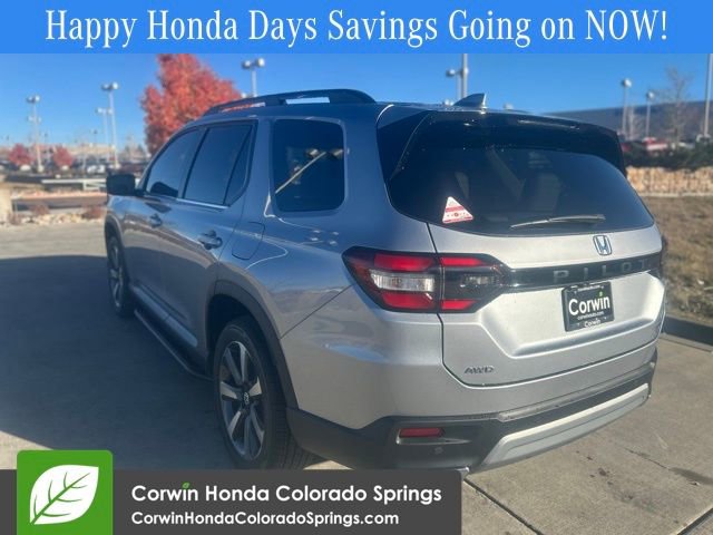 New 2025 Honda Pilot Touring image 7