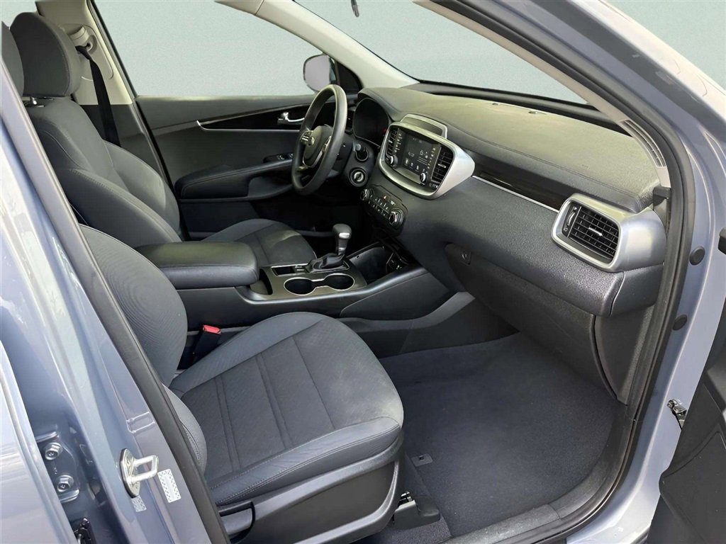 Used 2020 Kia Sorento L FWD image 18