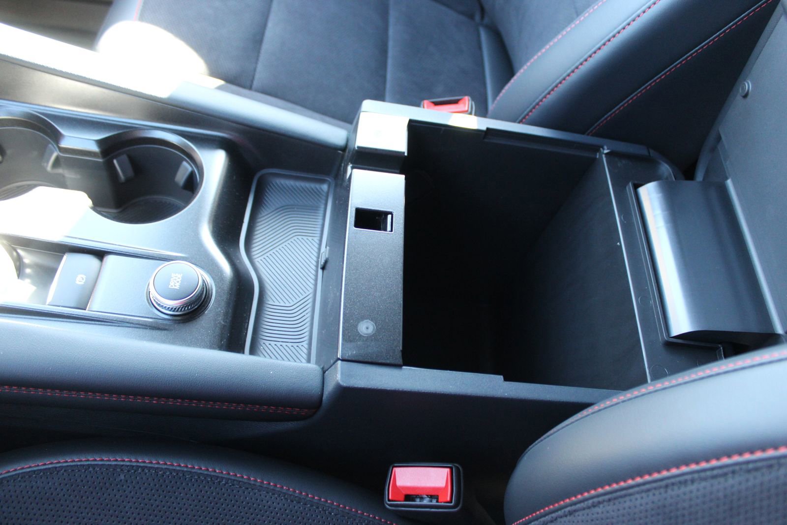 New 2026 Ford Explorer ST w/ Sun And Sound Package image 32