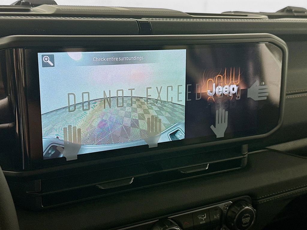 New 2026 Jeep Gladiator Sport AWD/4WD image 15