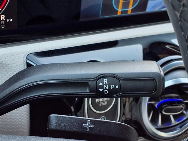 Used 2025 Mercedes-Benz CLA 250 image 12