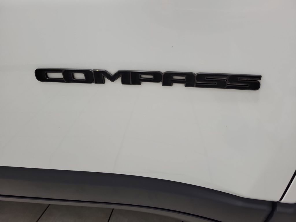 Used 2026 Jeep Compass Trailhawk AWD/4WD image 24