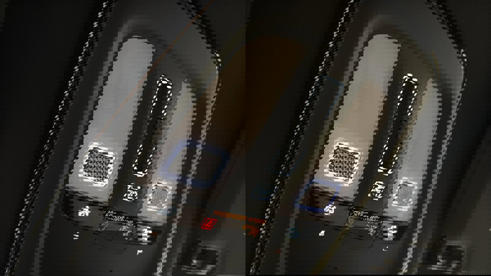 Used 2026 Volvo XC90 T8 Plus w/ Protection Package Premier image 19