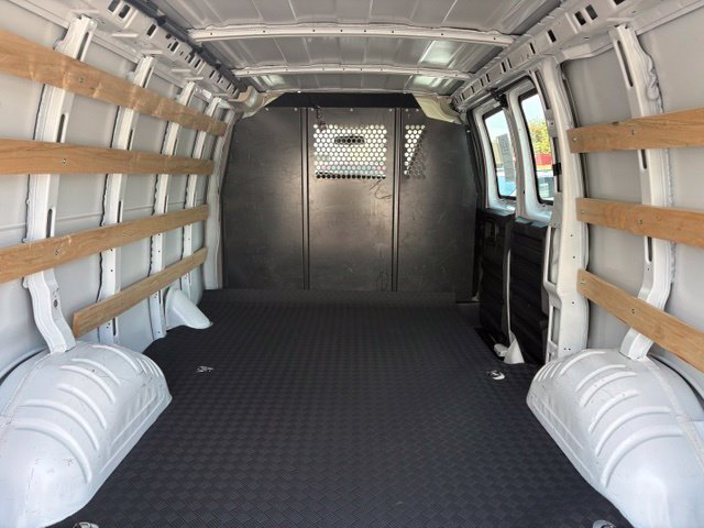Used 2025 GMC Savana 2500 w/ Driver Convenience Package RWD image 10