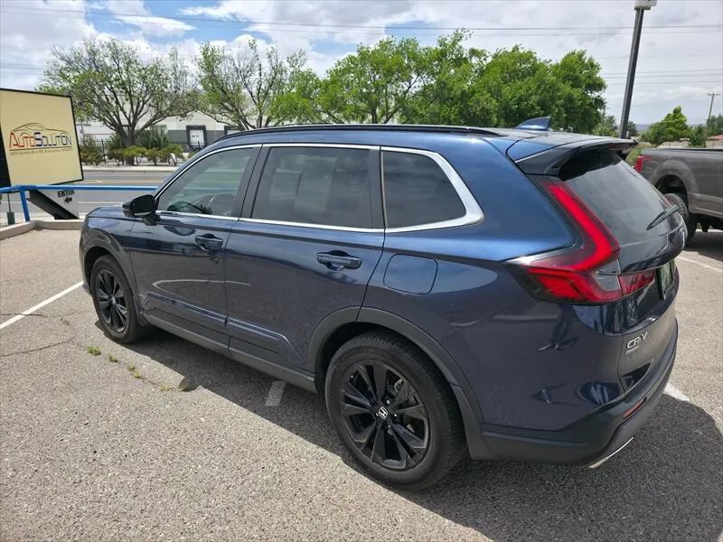 Used 2023 Honda CR-V Sport Touring image 10