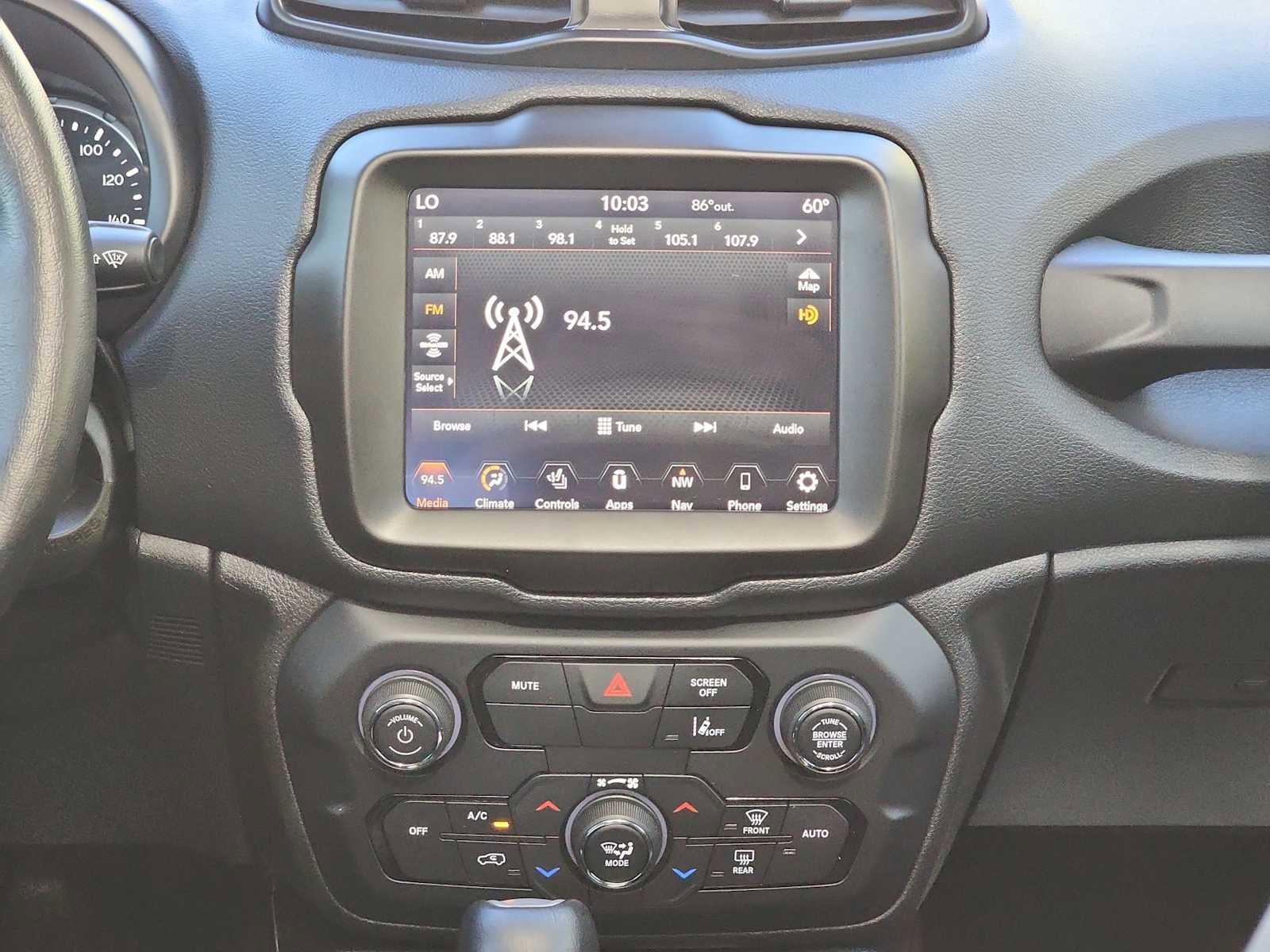 Used 2023 Jeep Renegade Trailhawk w/ Sun/Sound Group AWD/4WD image 20