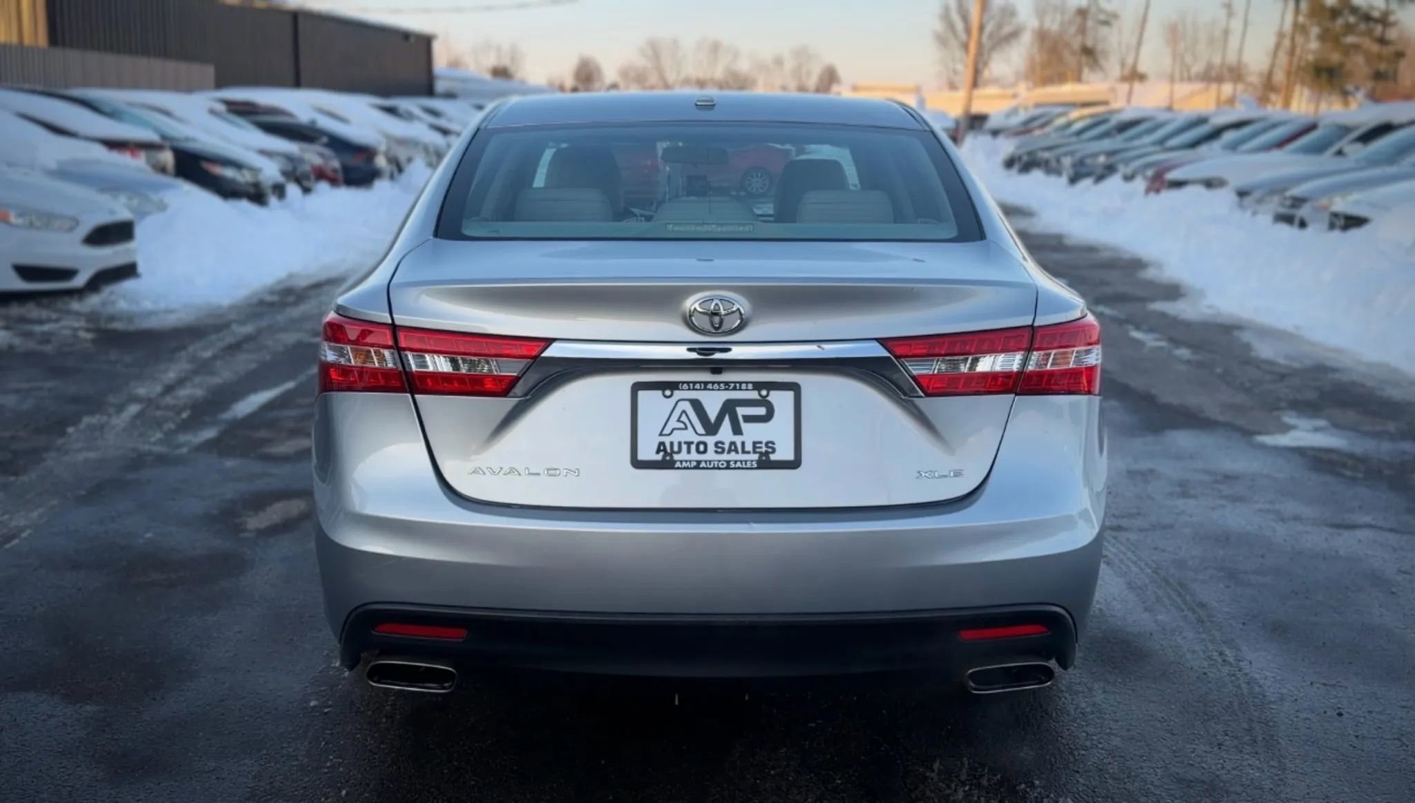 Used 2015 Toyota Avalon XLE image 4