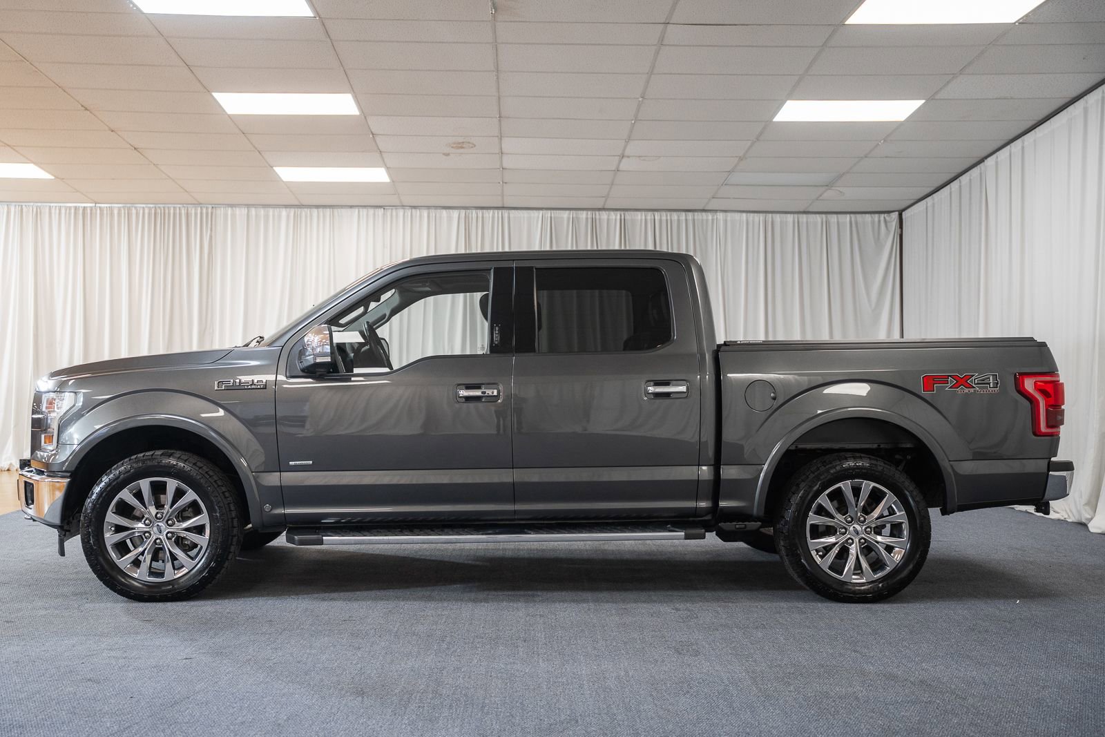 Used 2017 Ford F150 Lariat w/ Equipment Group 502A Luxury image 5