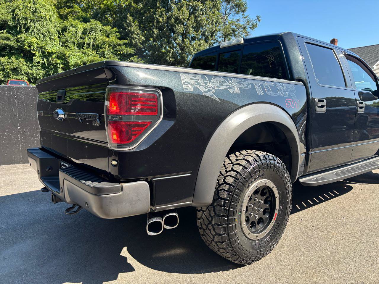 Used 2014 Ford F150 Raptor w/ Equipment Group 801A Luxury AWD/4WD image 16