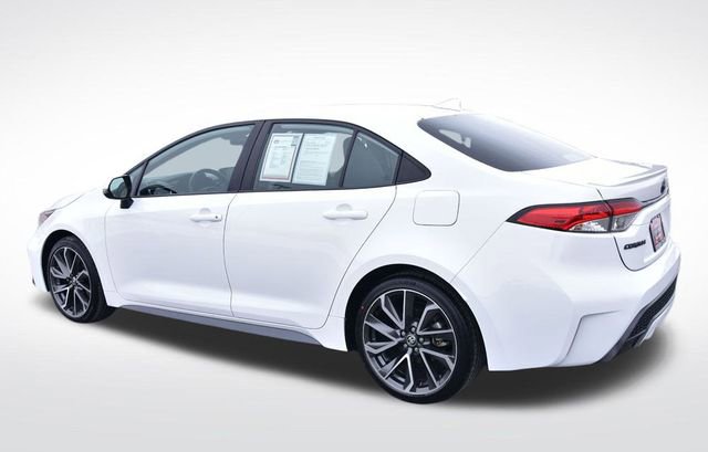 Certified 2022 Toyota Corolla SE image 3
