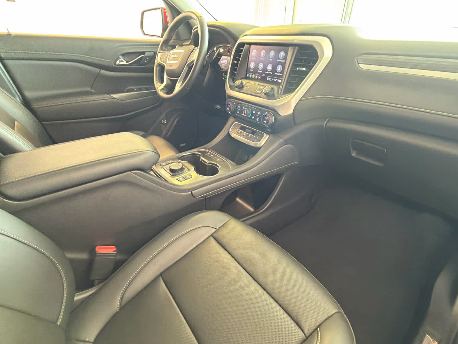 Used 2023 GMC Acadia SLT FWD image 29