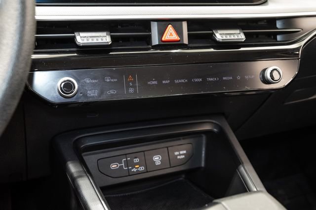 Used 2025 Kia K5 LXS image 18
