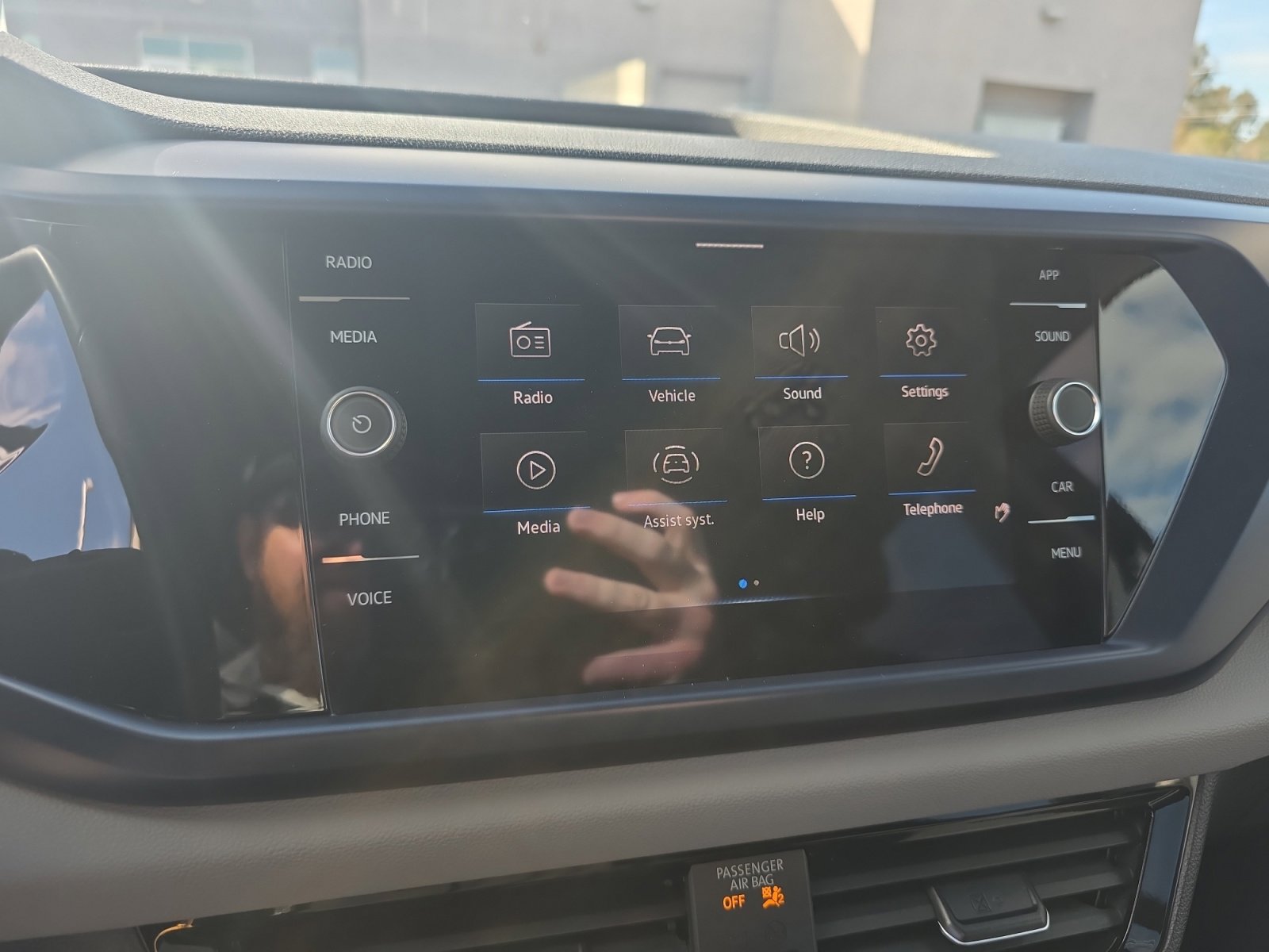 Certified 2023 Volkswagen Taos SE w/ Black Wheel Package image 28