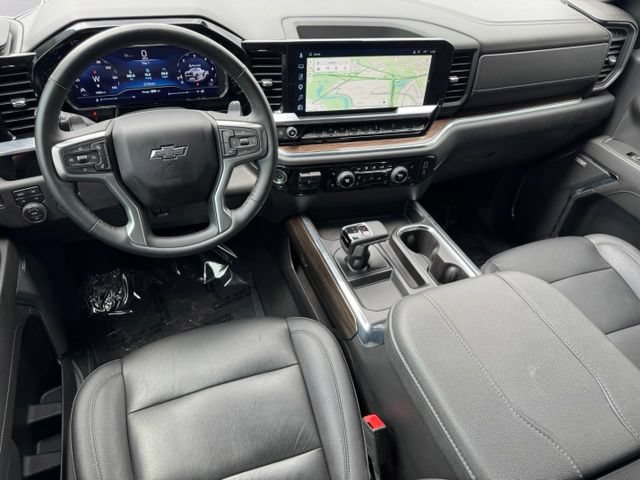 Used 2024 Chevrolet Silverado 1500 LT Trail Boss w/ Convenience Package II AWD/4WD image 10