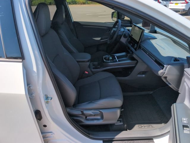 Used 2026 Toyota C-HR AWD/4WD image 10