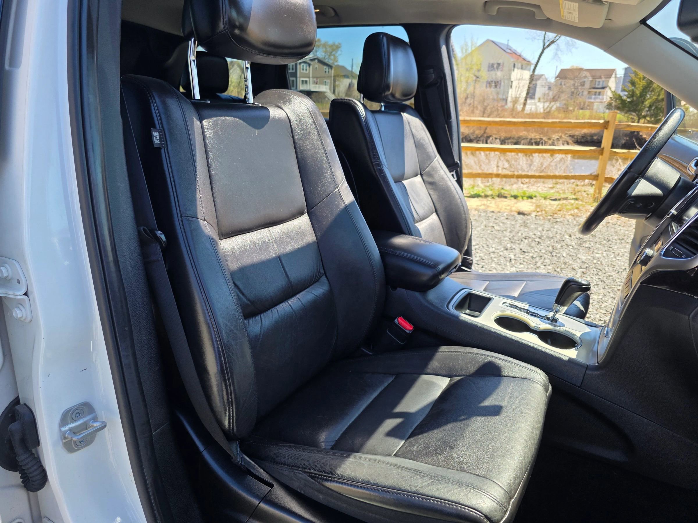 Used 2012 Jeep Grand Cherokee Laredo AWD/4WD image 16