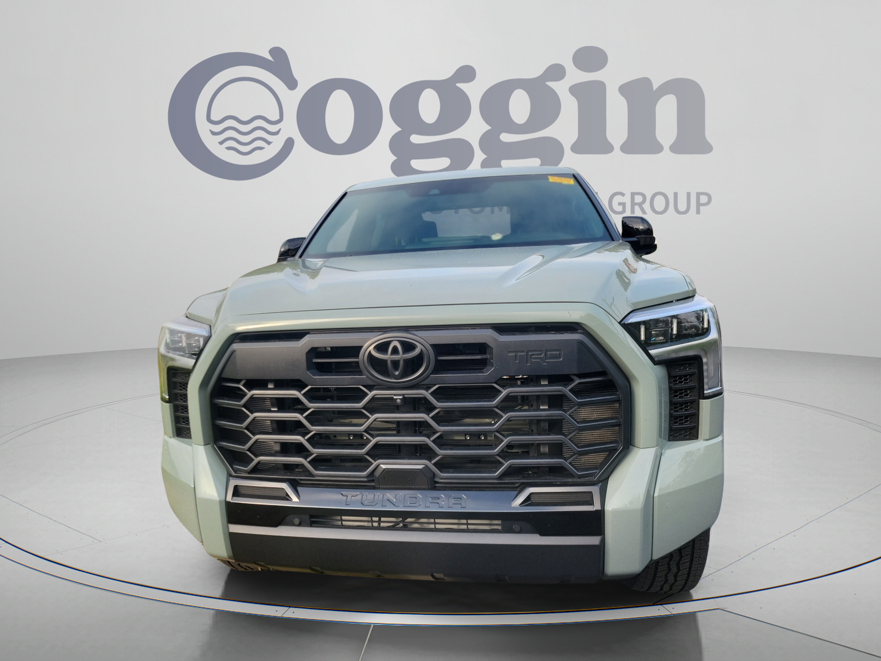 Used 2025 Toyota Tundra Limited w/ TRD Off-Road Package AWD/4WD image 6