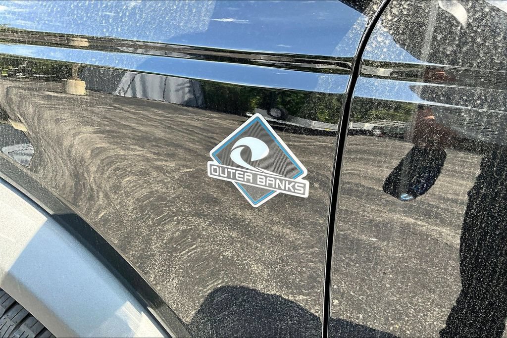 New 2026 Ford Bronco Outer Banks AWD/4WD image 9