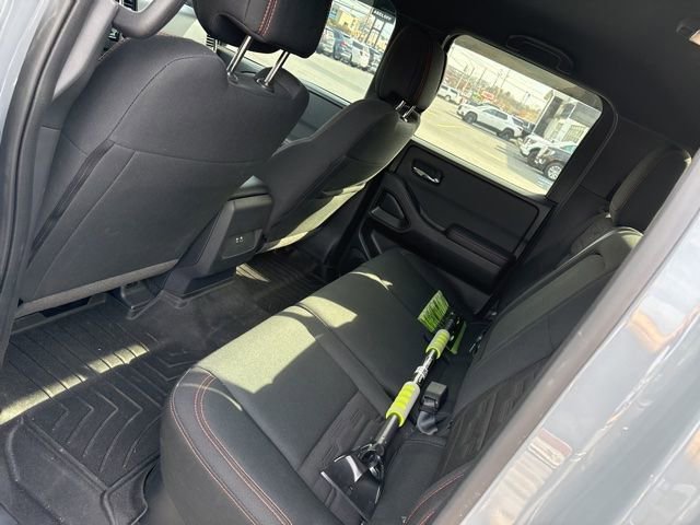Used 2024 Nissan Frontier PRO-4X w/ Technology Package image 10